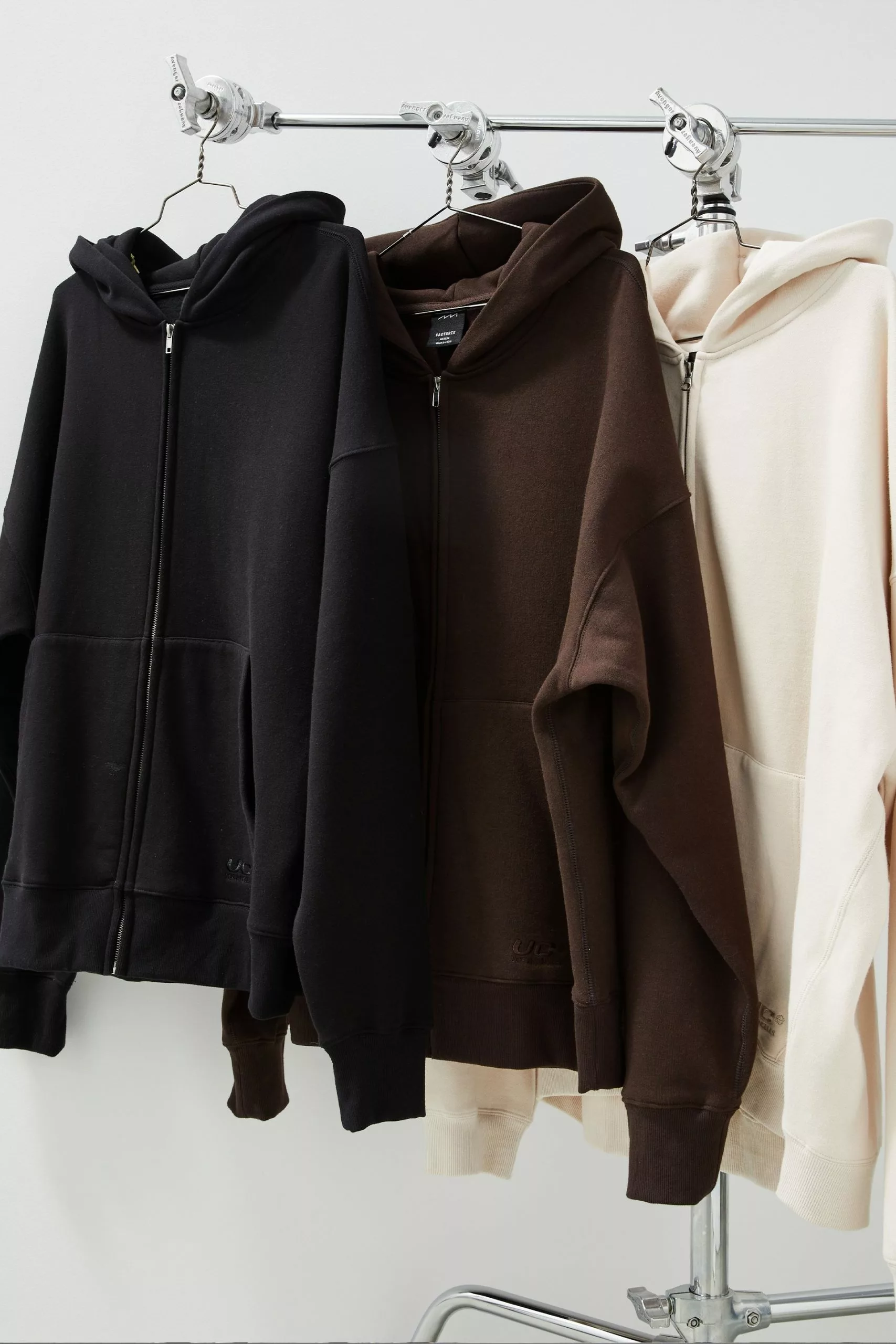 Baggy Graphic Zip Through Hoodie - Image 6