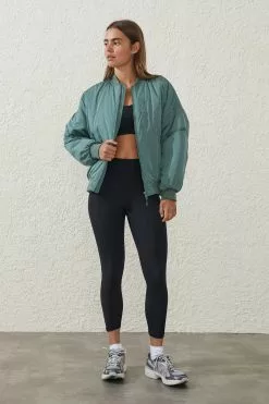 Body Rib Pocket 7/8 Tight