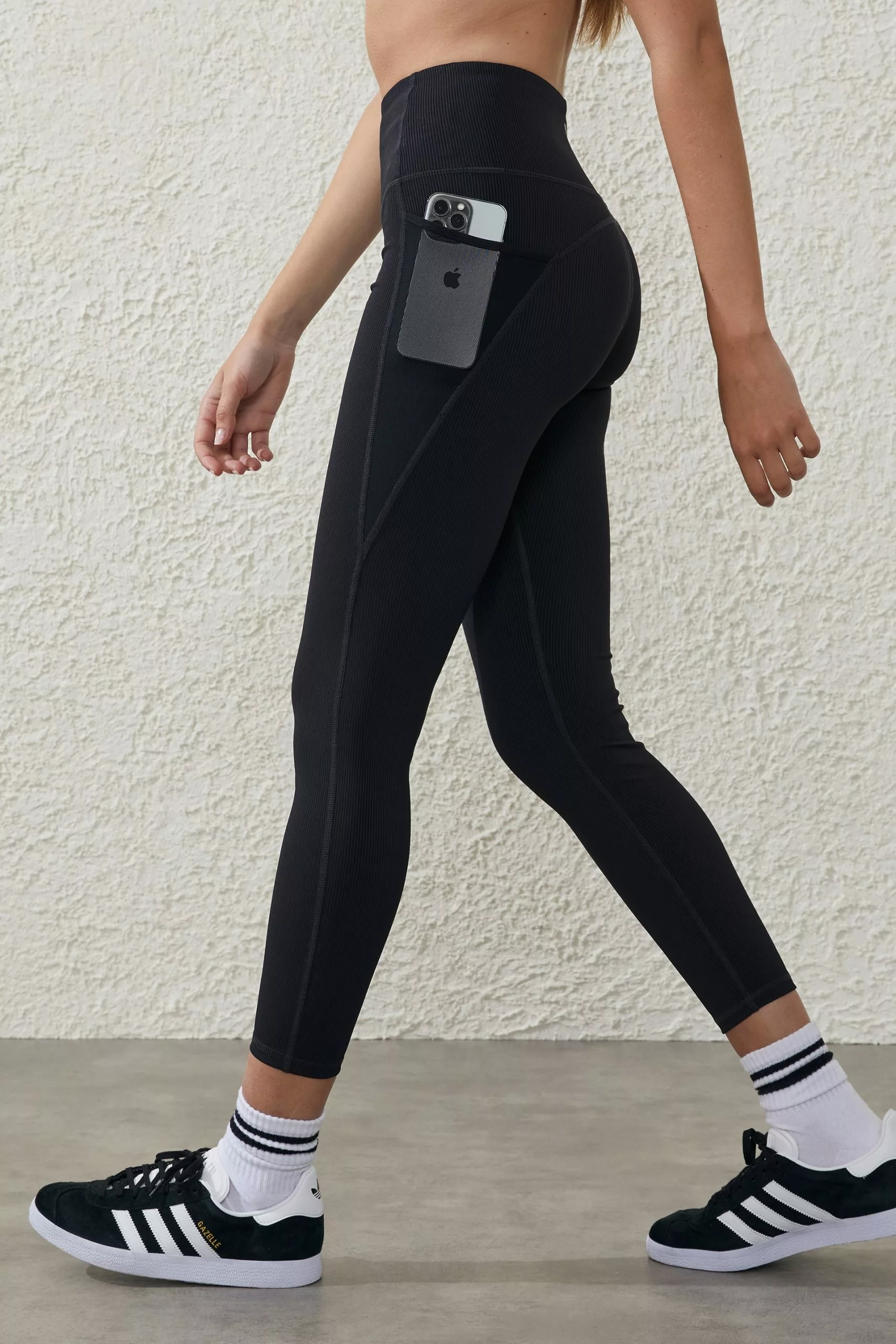 Body Rib Pocket 7/8 Tight - Image 2