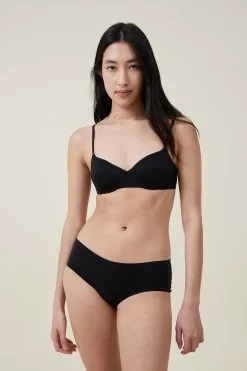 The Body Smoothing Underwire Bra