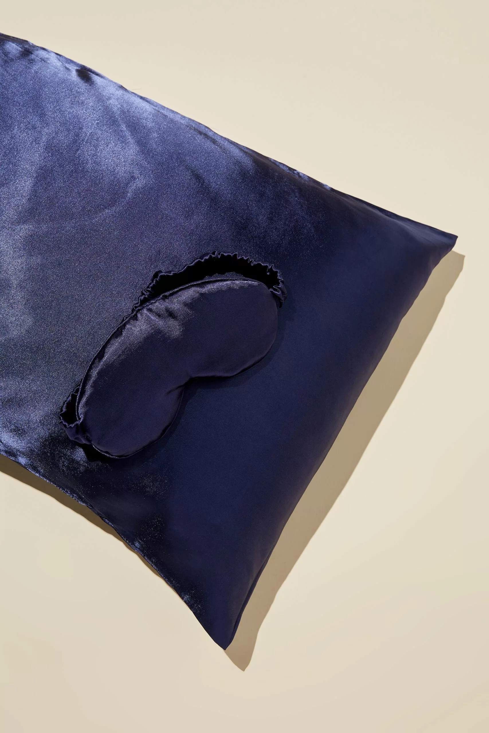 Body Satin Sleep Set