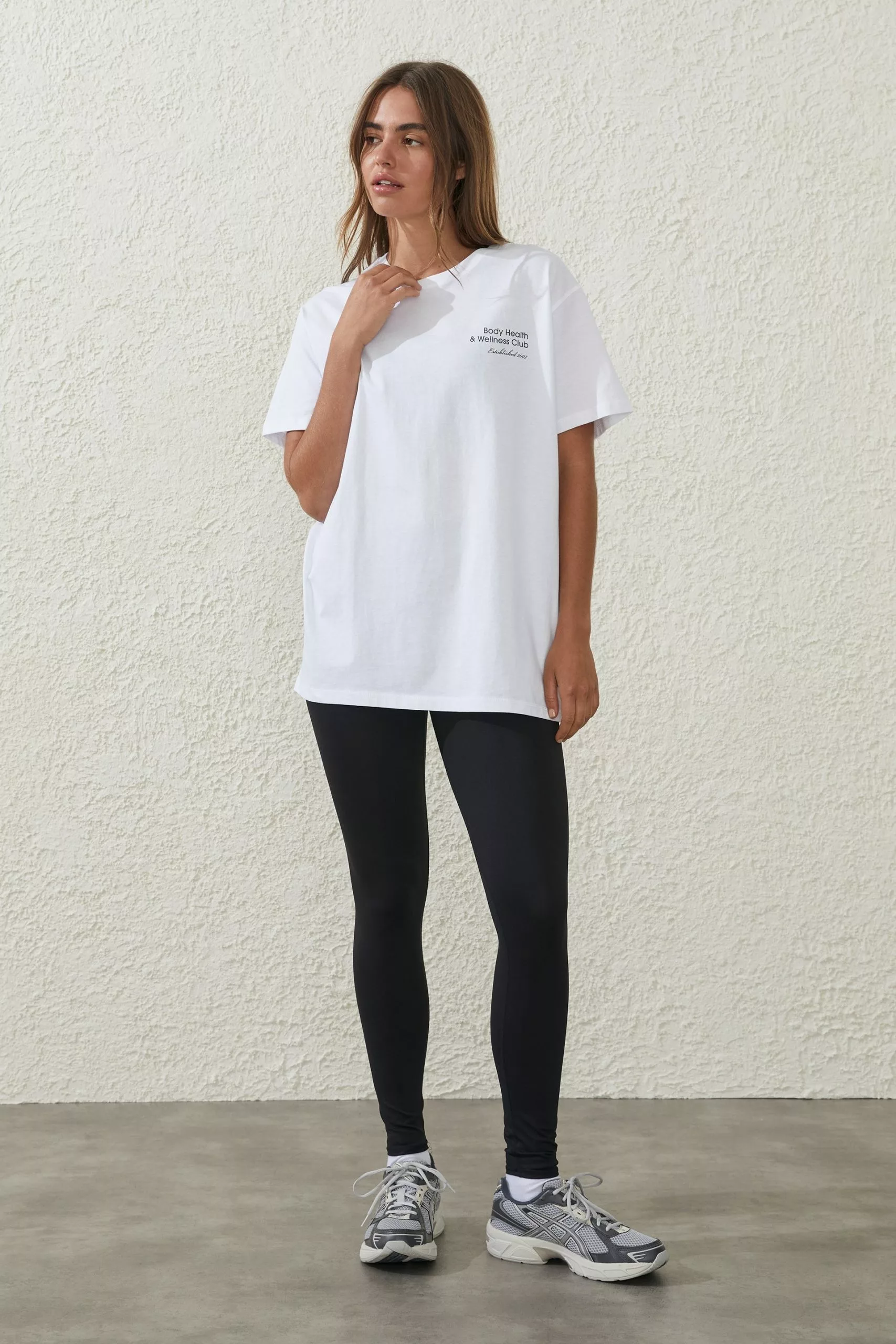 Body Active Graphic Tshirt - Image 4