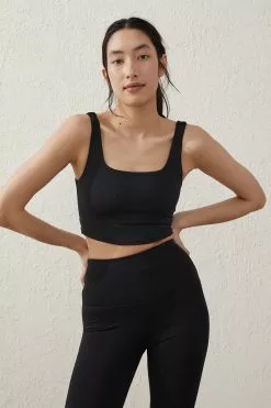 Body Contouring Tiny Tank