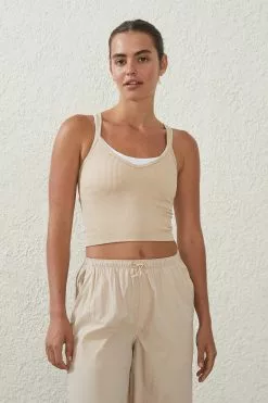 Body Seamless V Back Tank