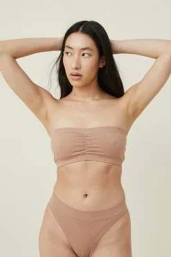 Body Seamless Gathered Padded Bandeau