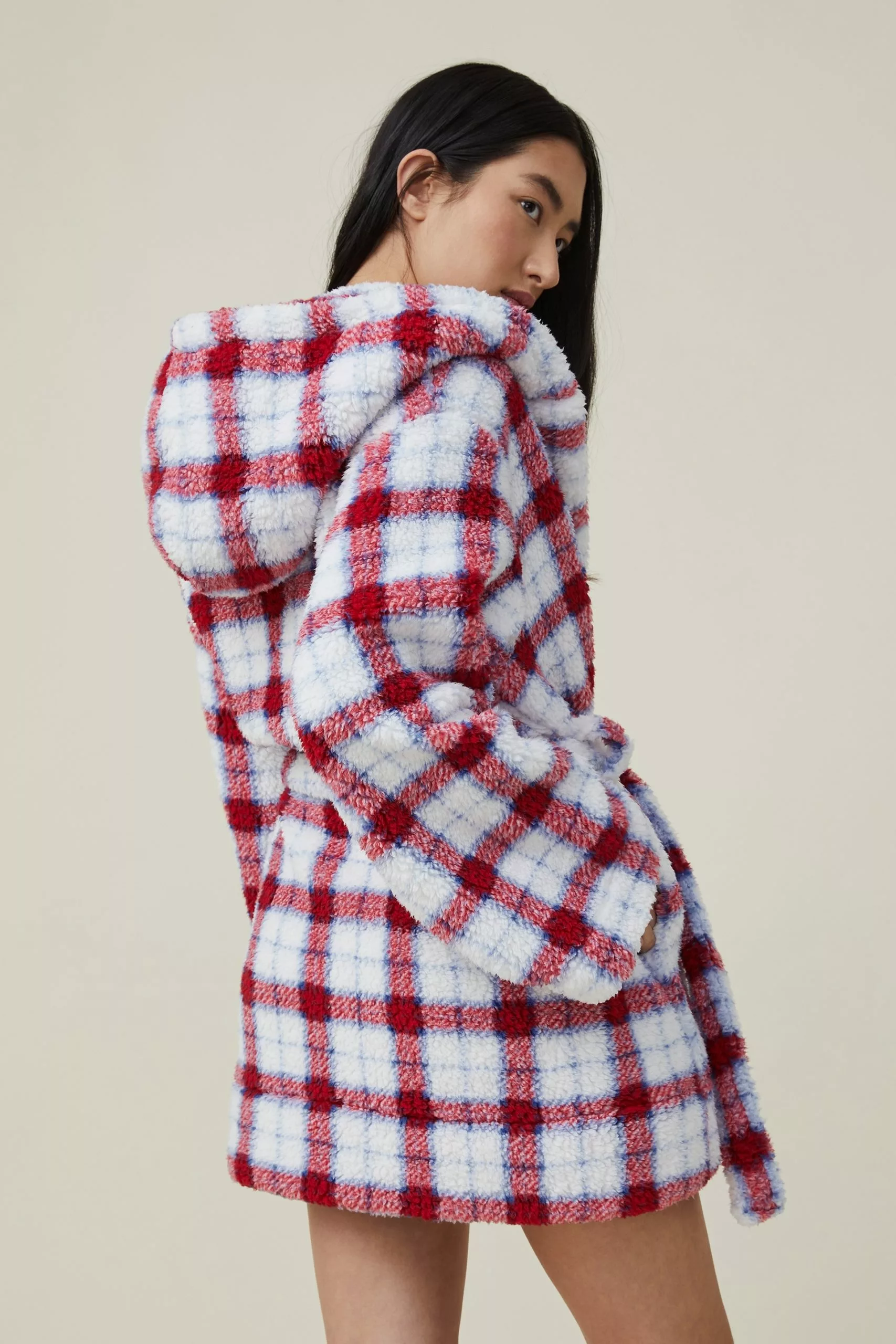 Body The Hotel Luxe Snuggle Robe - Image 3