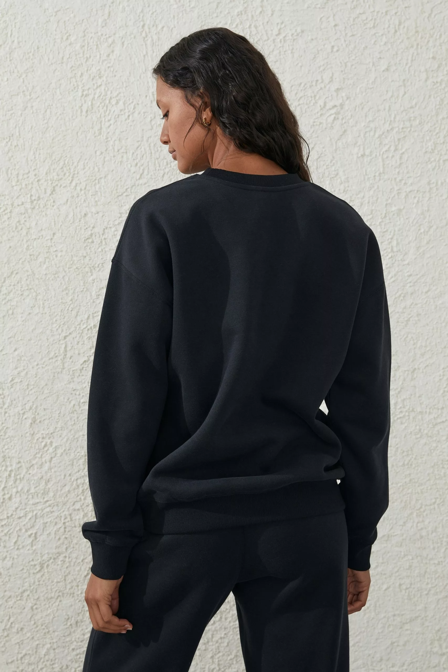 Body Plush Essential Crew Jumper - Image 3