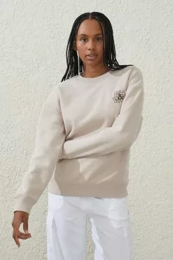 Body Plush Essential Crew Jumper