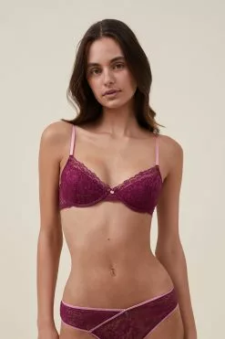 Body Cassie Lace Contour Bra