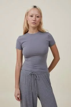 Body Soft Lounge Fitted T-Shirt