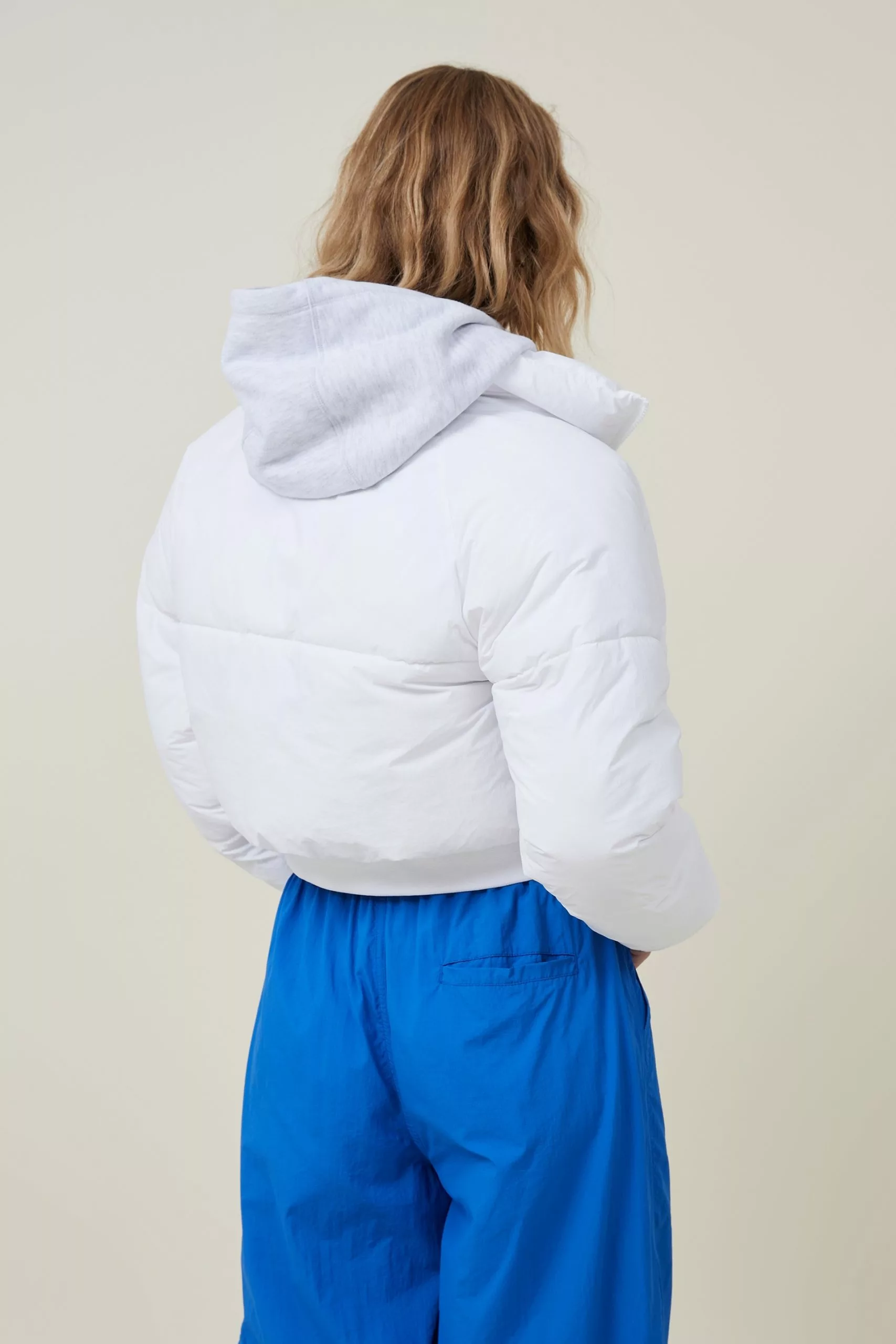 Body The Recycled Cropped Mother Puffer 2.0 - Image 4