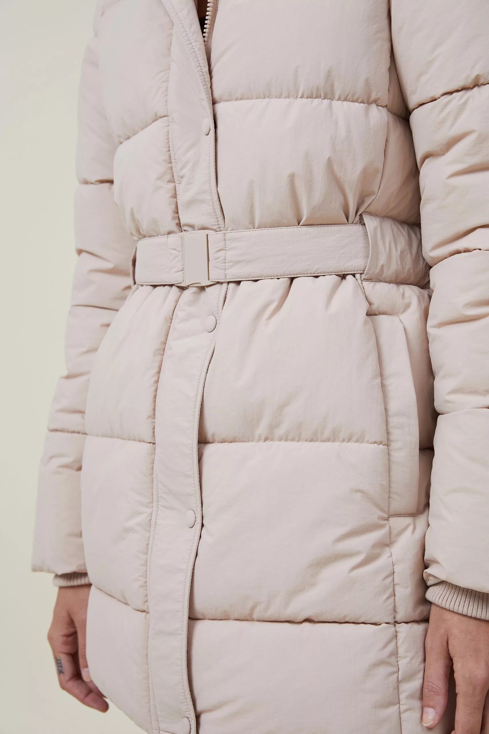 Body The Recycled Mid Length Explorer Mother Puffer - Image 2