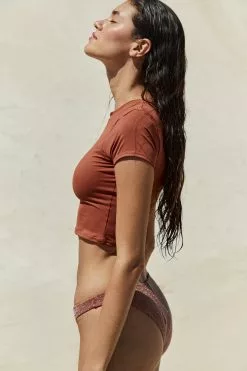 Body Swim Short Sleeve Cropped Tshirt