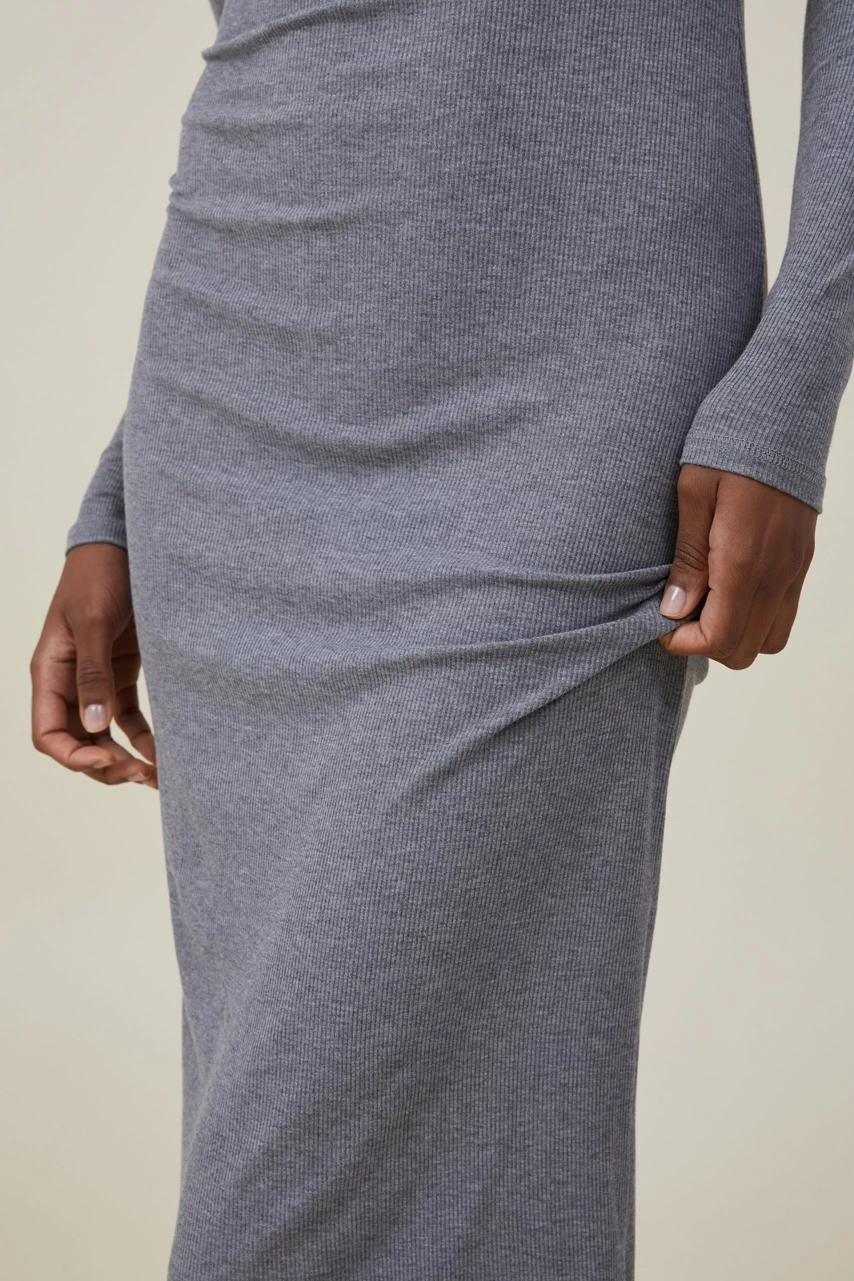 Body Sleep Recovery Long Sleeve Maxi - Image 2
