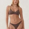Body Scoop Tri Bikini Top
