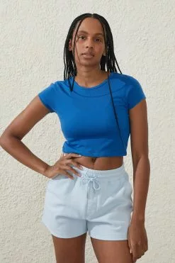 Body Active Fitted Cropped Tee