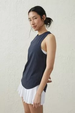 Body Active Curve Hem Tank