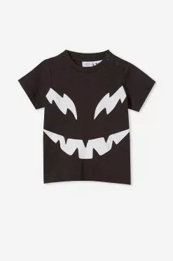 Jamie Short Sleeve Tee-License