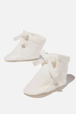 Organic Newborn Booties